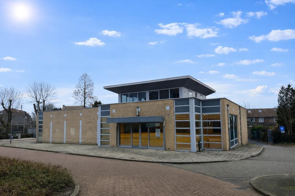 Bekijk foto 1 van Hans Berghuisstraat 1