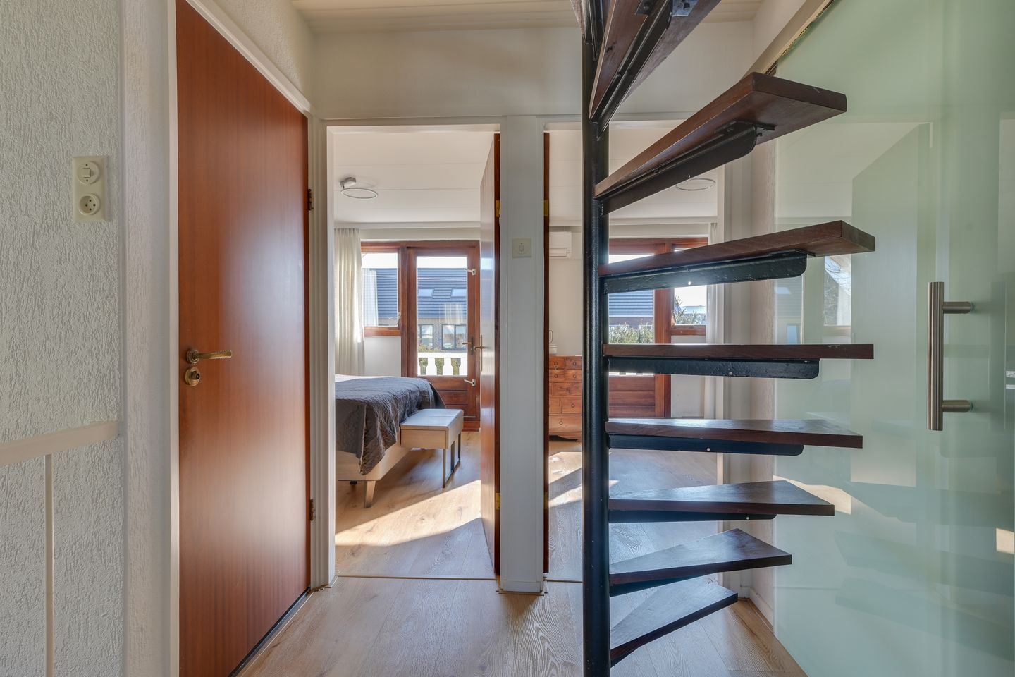 Foto 34 van Kennemerstraatweg 217