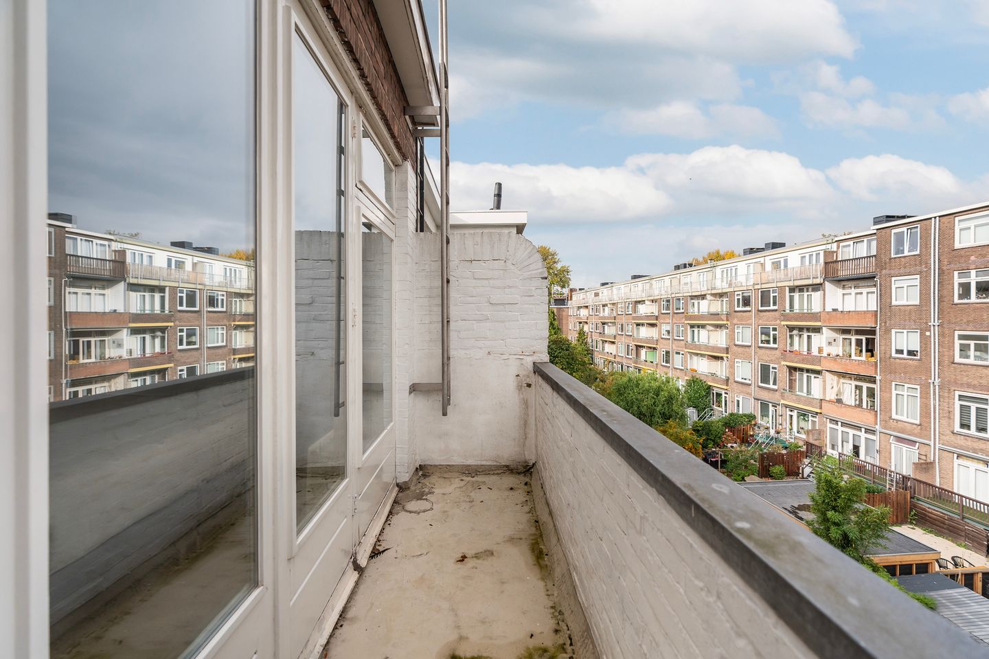 Photo 25 of Delfgaauwstraat 25-A