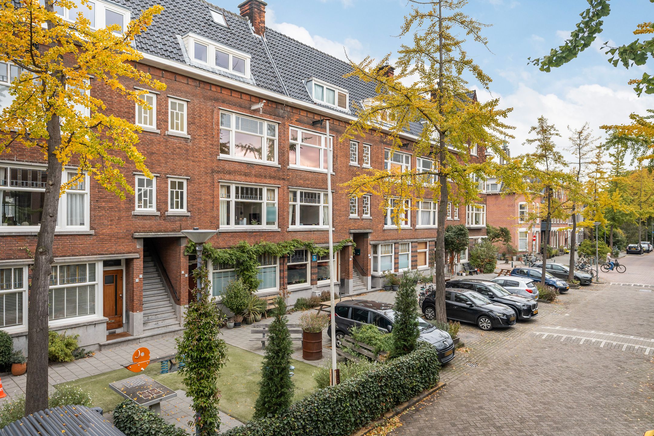 Photo 30 of Delfgaauwstraat 25-A