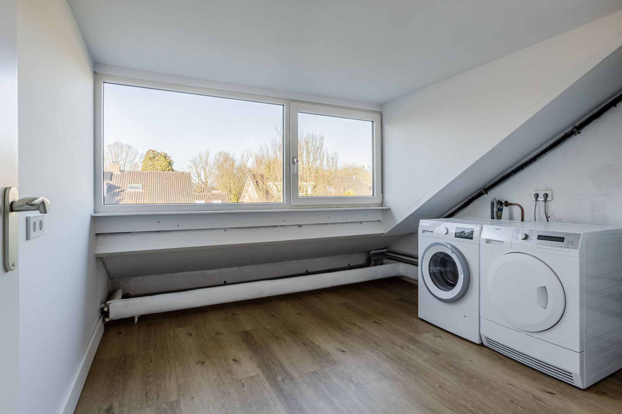 Photo 42 of Icaruslaan 11