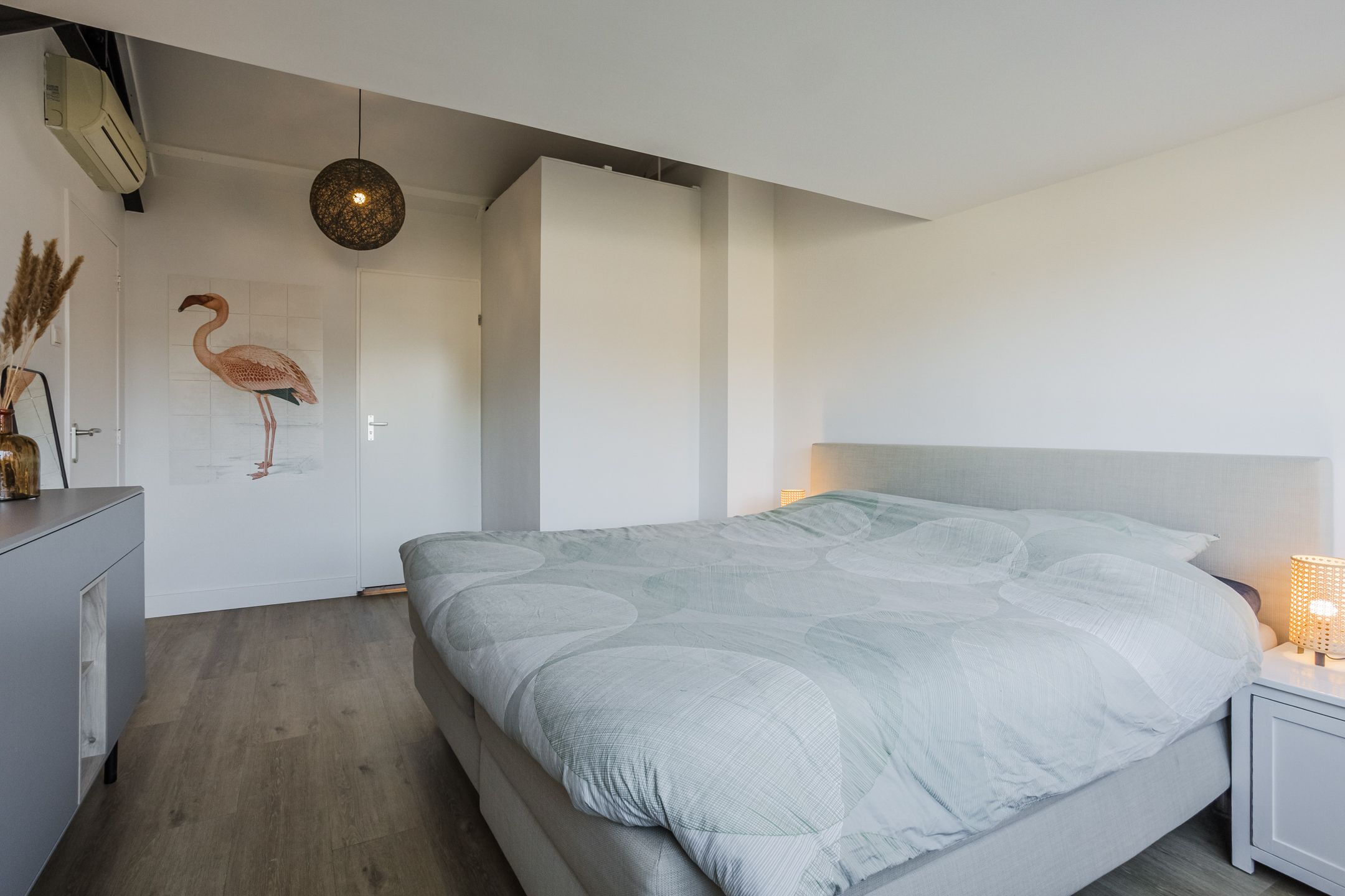 Photo 45 of Icaruslaan 11