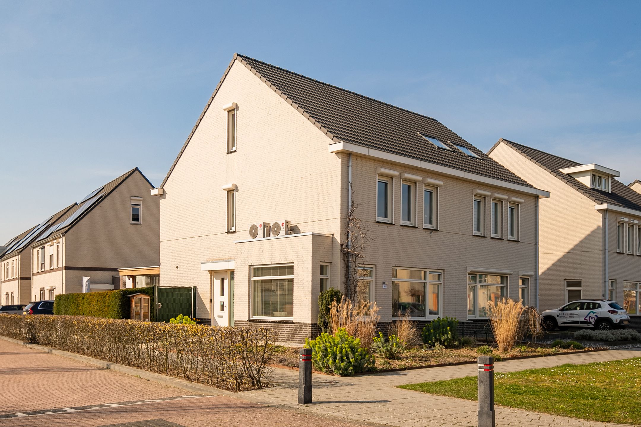 Buying a house in The Netherlands., Glck Auf 44