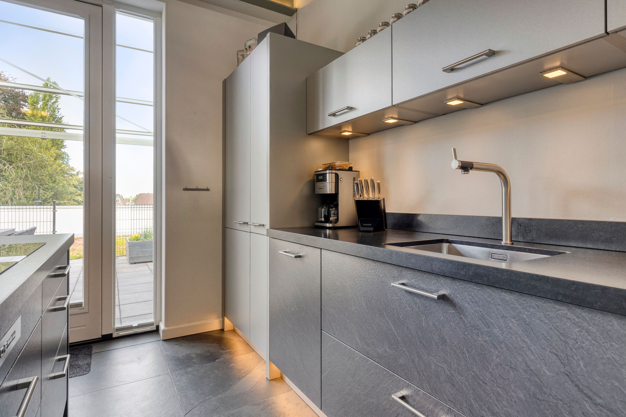 Foto 24 van Esrein 10-G