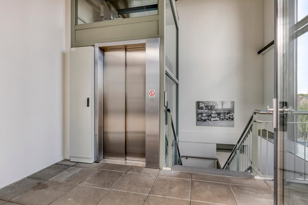 Foto 8 van Esrein 10-G