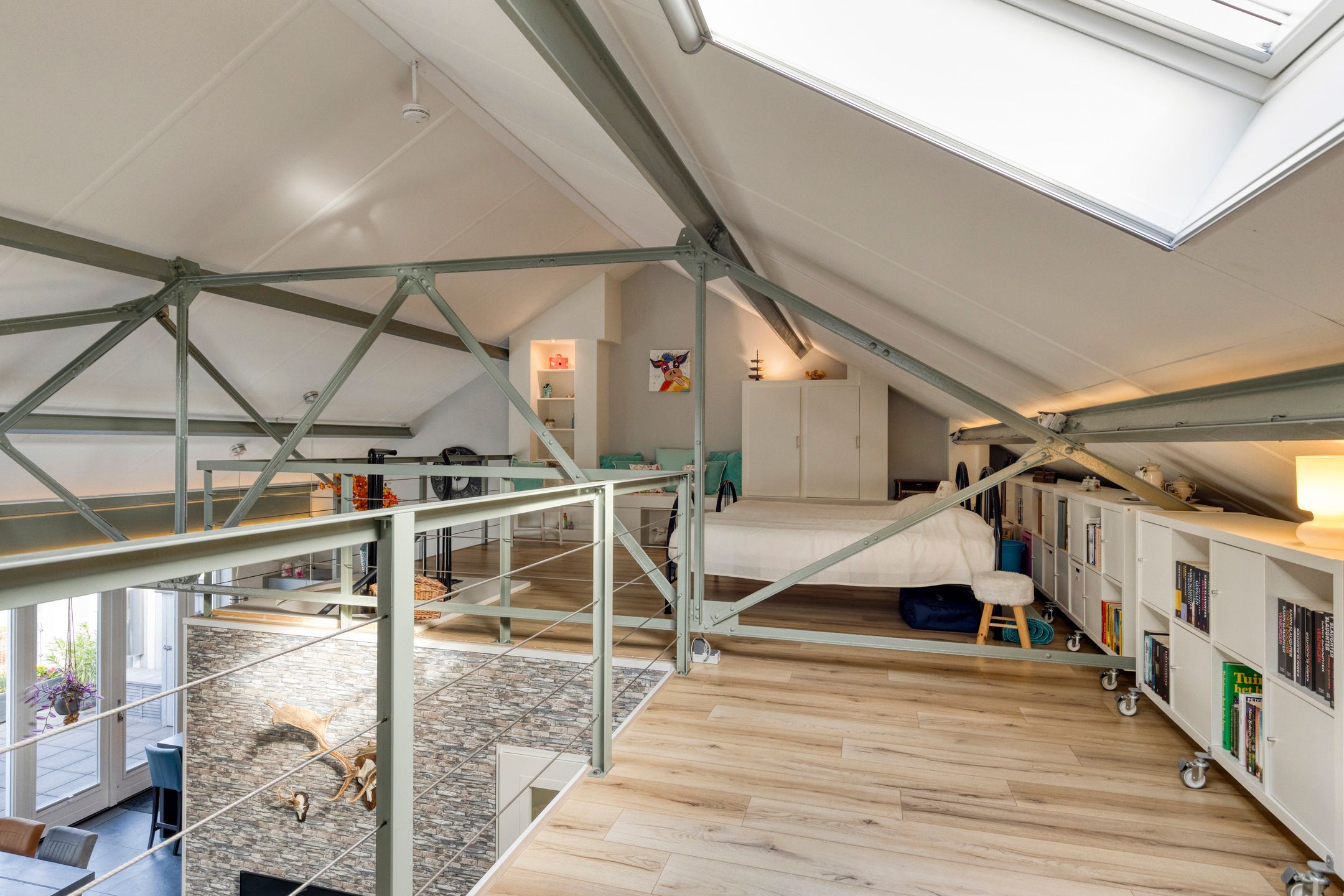 Foto 39 van Esrein 10-G