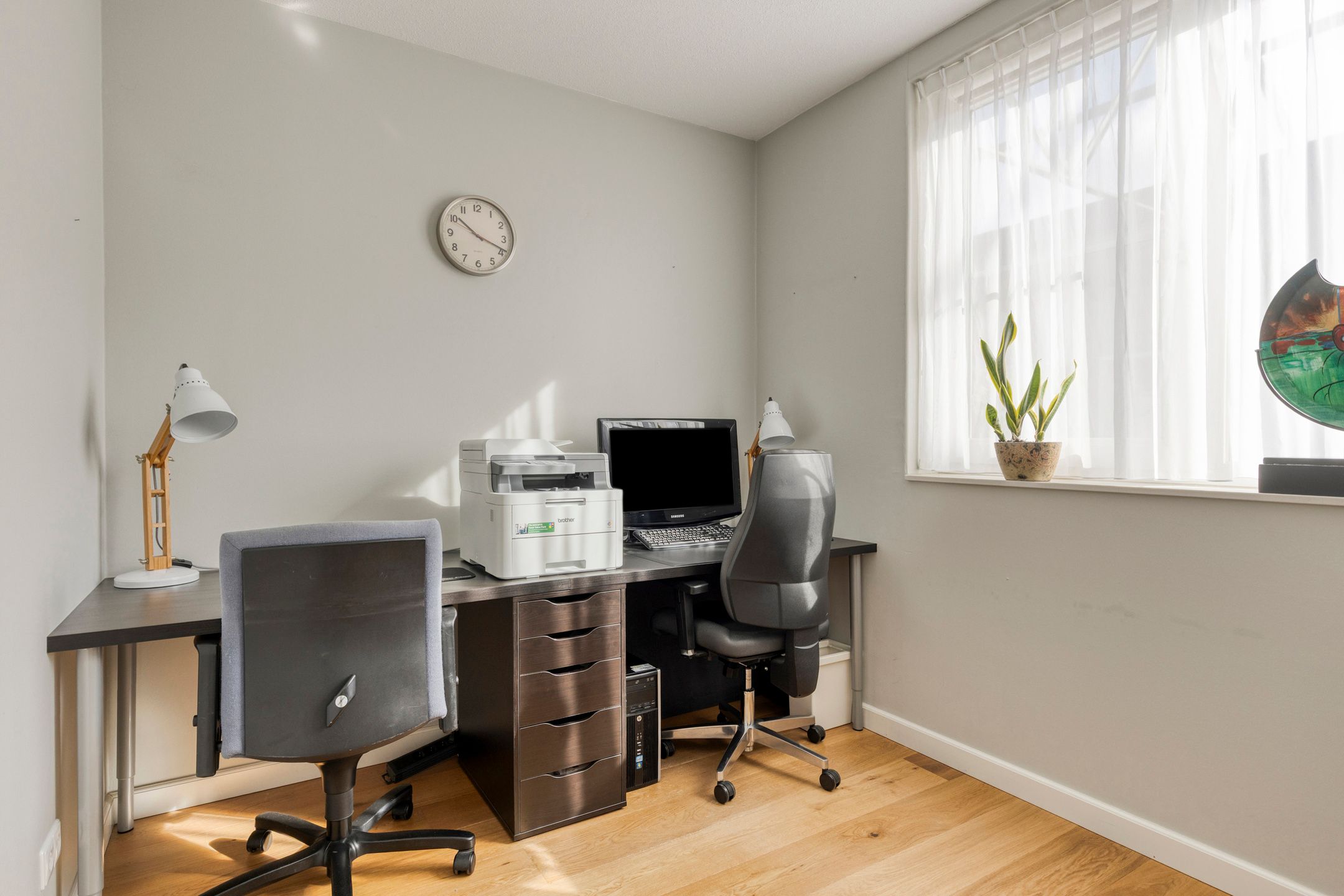 Foto 30 van Esrein 10-G