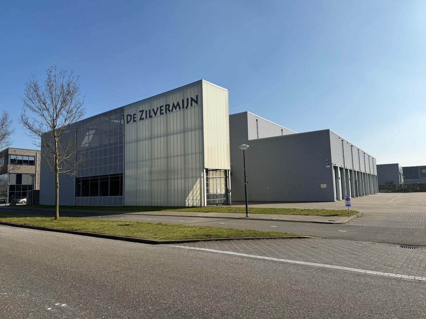 Bekijk foto 1 van Grote Esch 830-c90