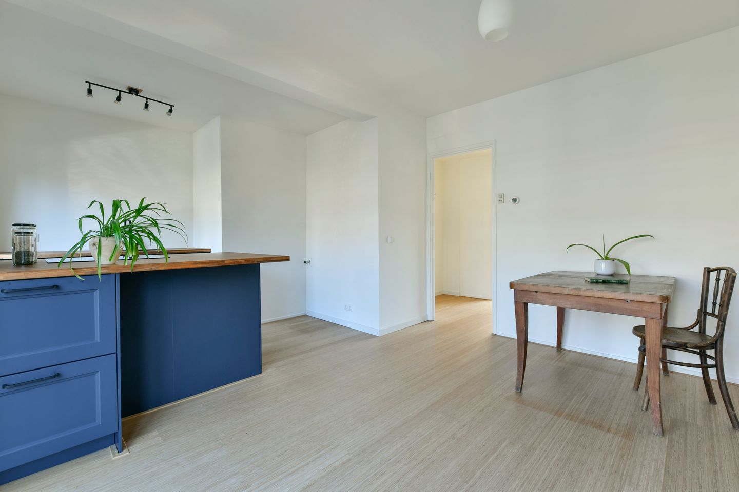 Photo 5 of Iepenrodelaan 6-BVR