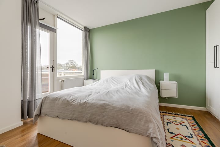 Photo 3 of Bloemhofstraat 16-H