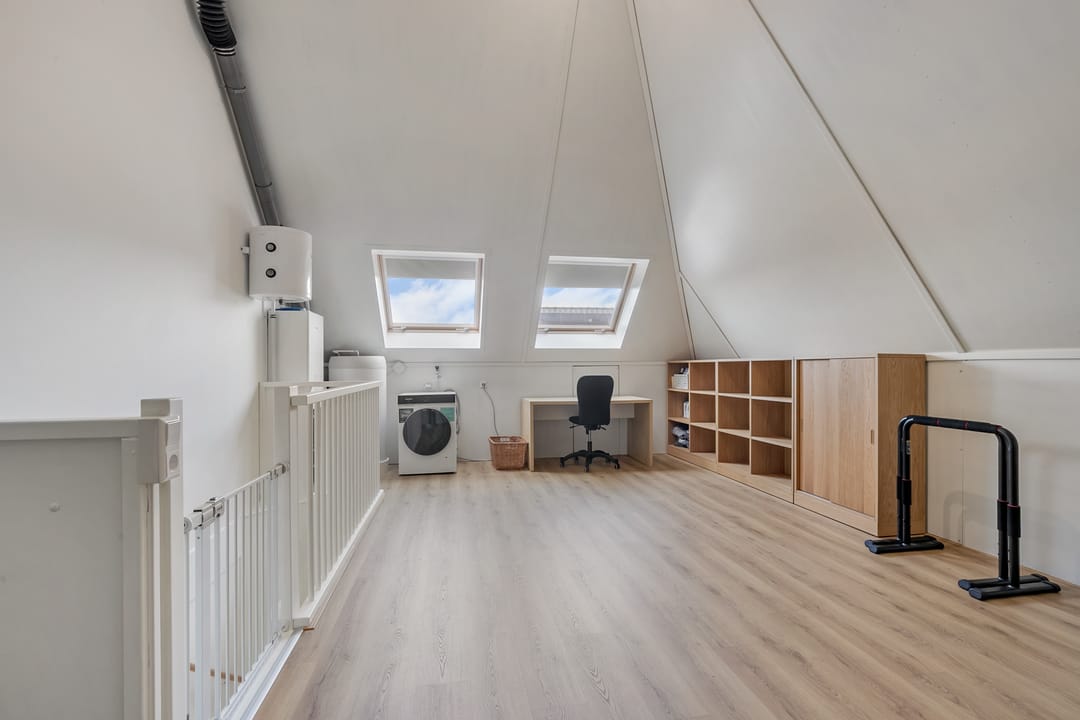 Photo 22 of Dokter Leo van der Laanstraat 49