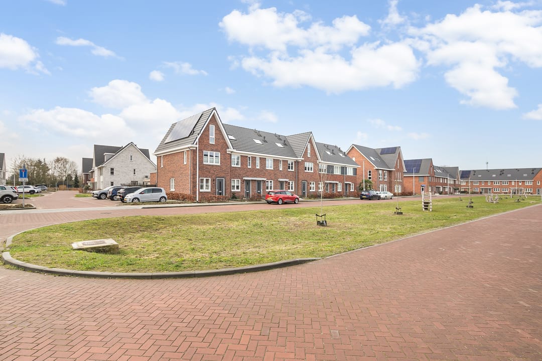 Photo 28 of Dokter Leo van der Laanstraat 49