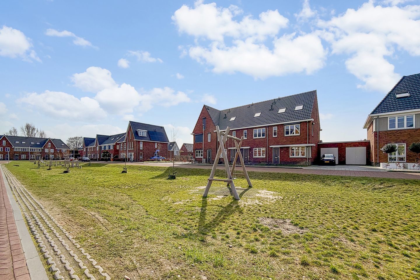 Photo 29 of Dokter Leo van der Laanstraat 49