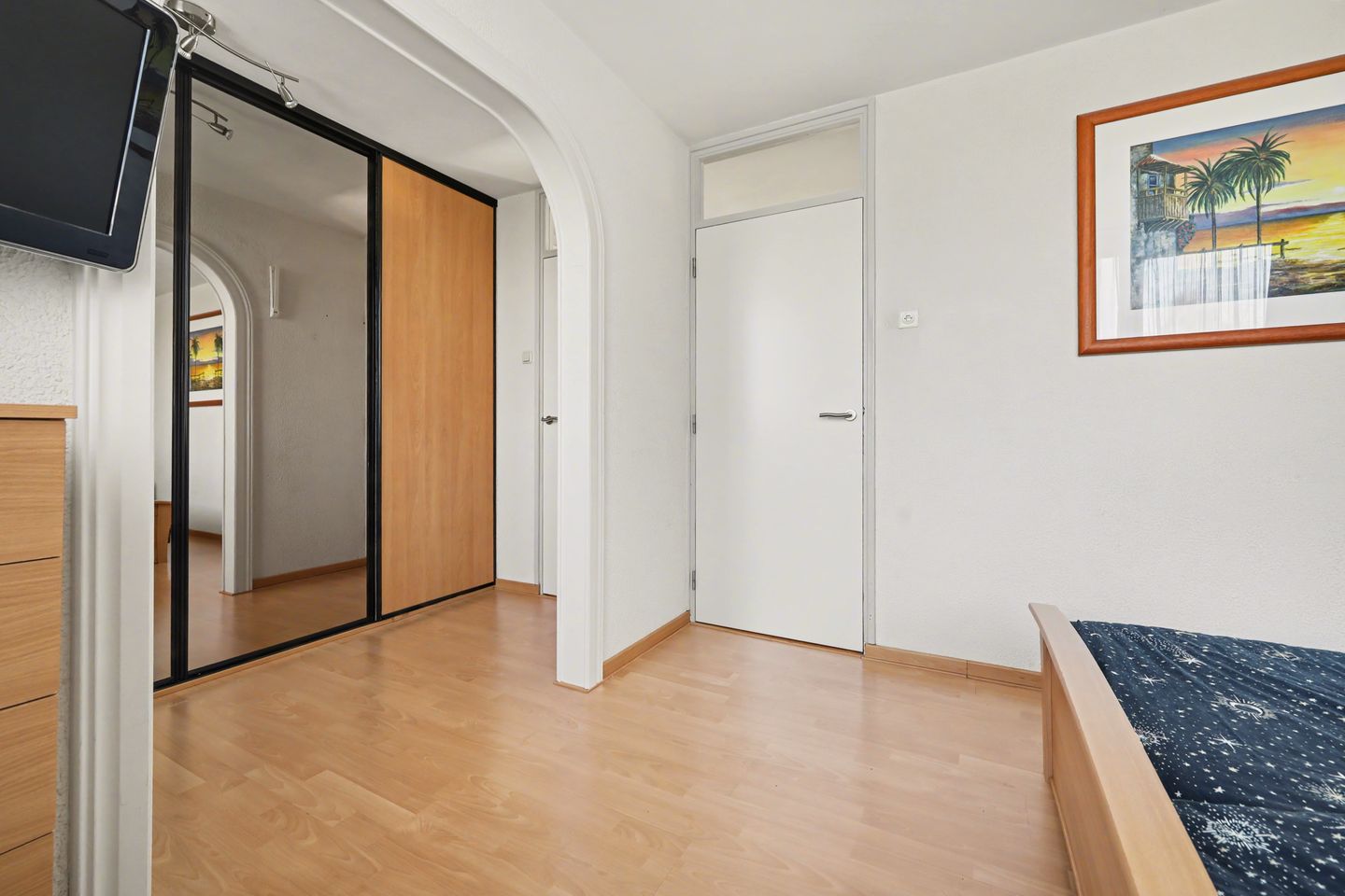 Photo 14 of Mr. Roëllstraat 12