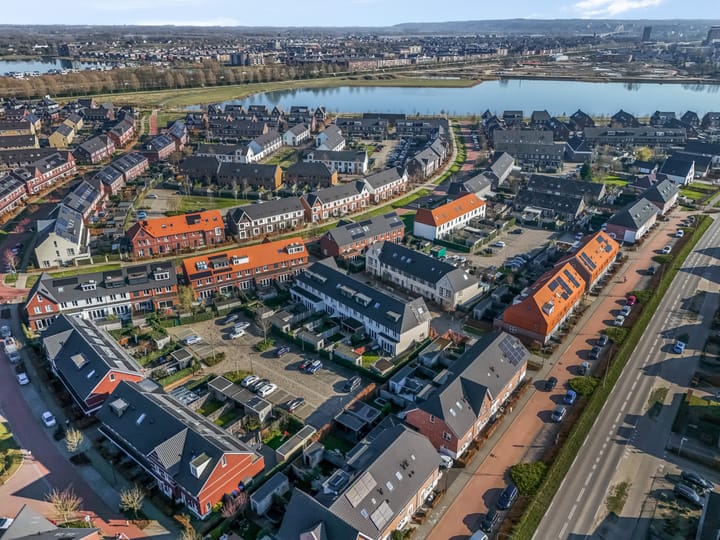 Photo 4 of Max Velthuijshof 3