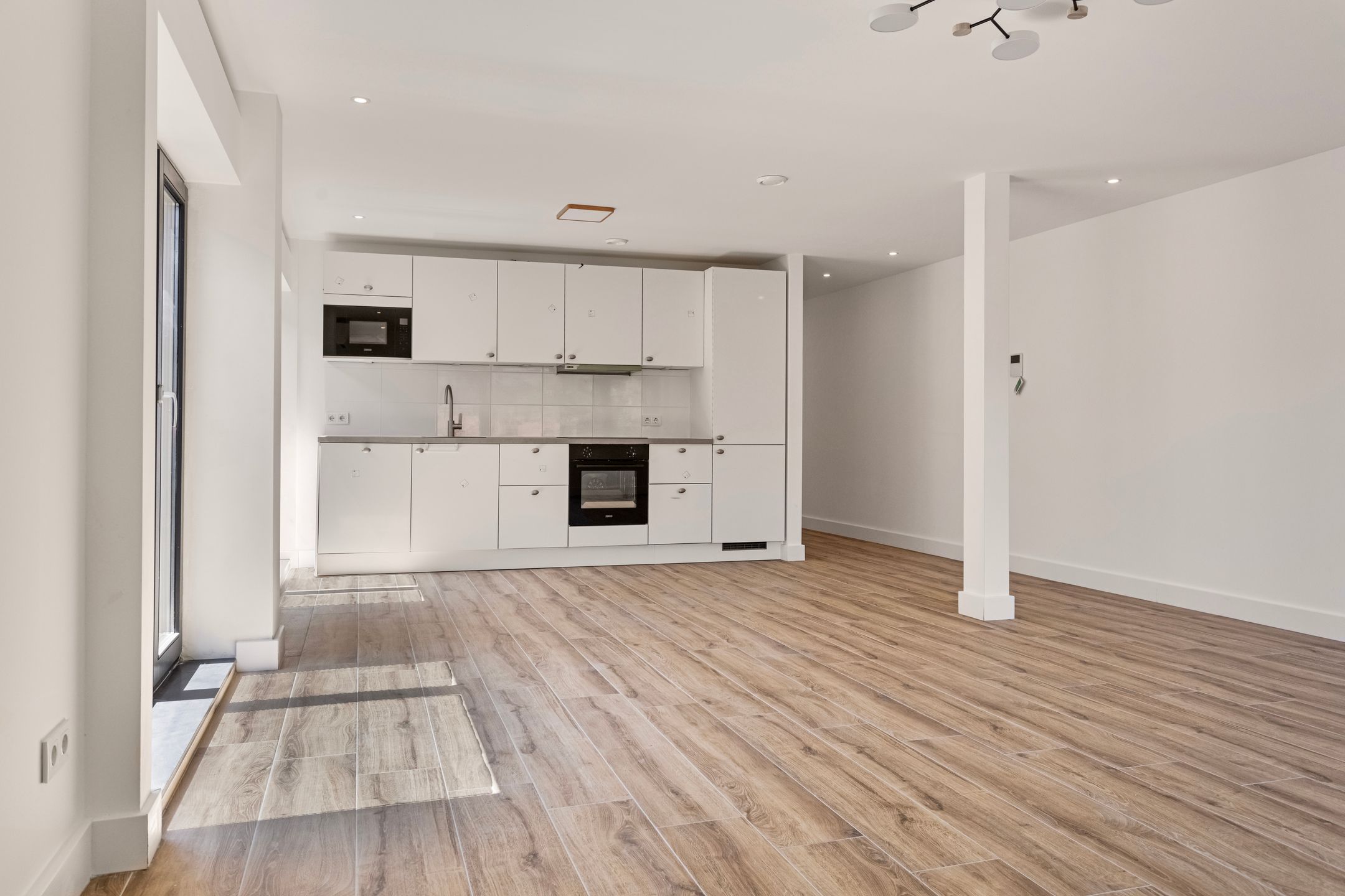 Photo 15 of Sint Jorisplein 30-D