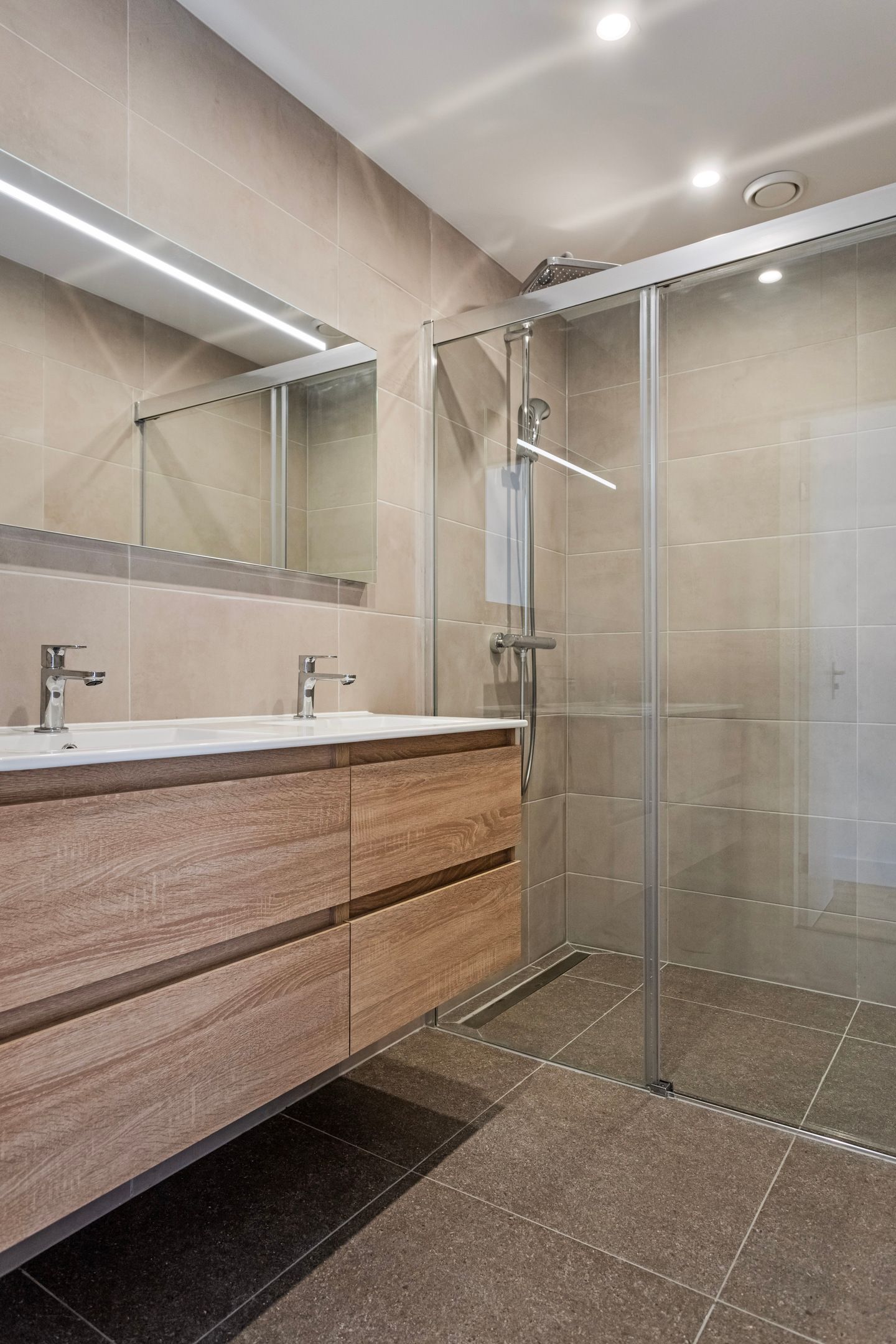 Photo 18 of Sint Jorisplein 30-D