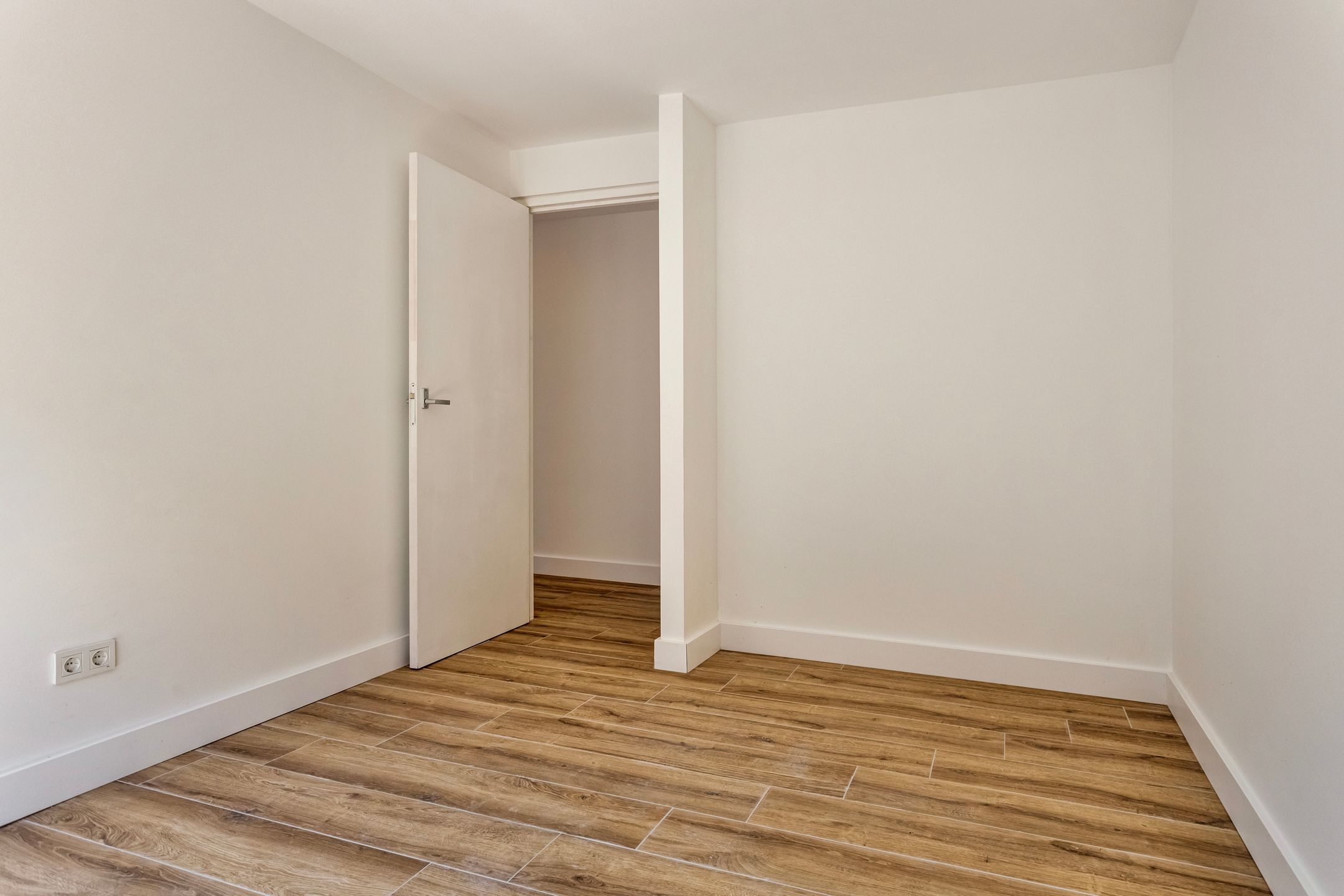 Photo 21 of Sint Jorisplein 30-D