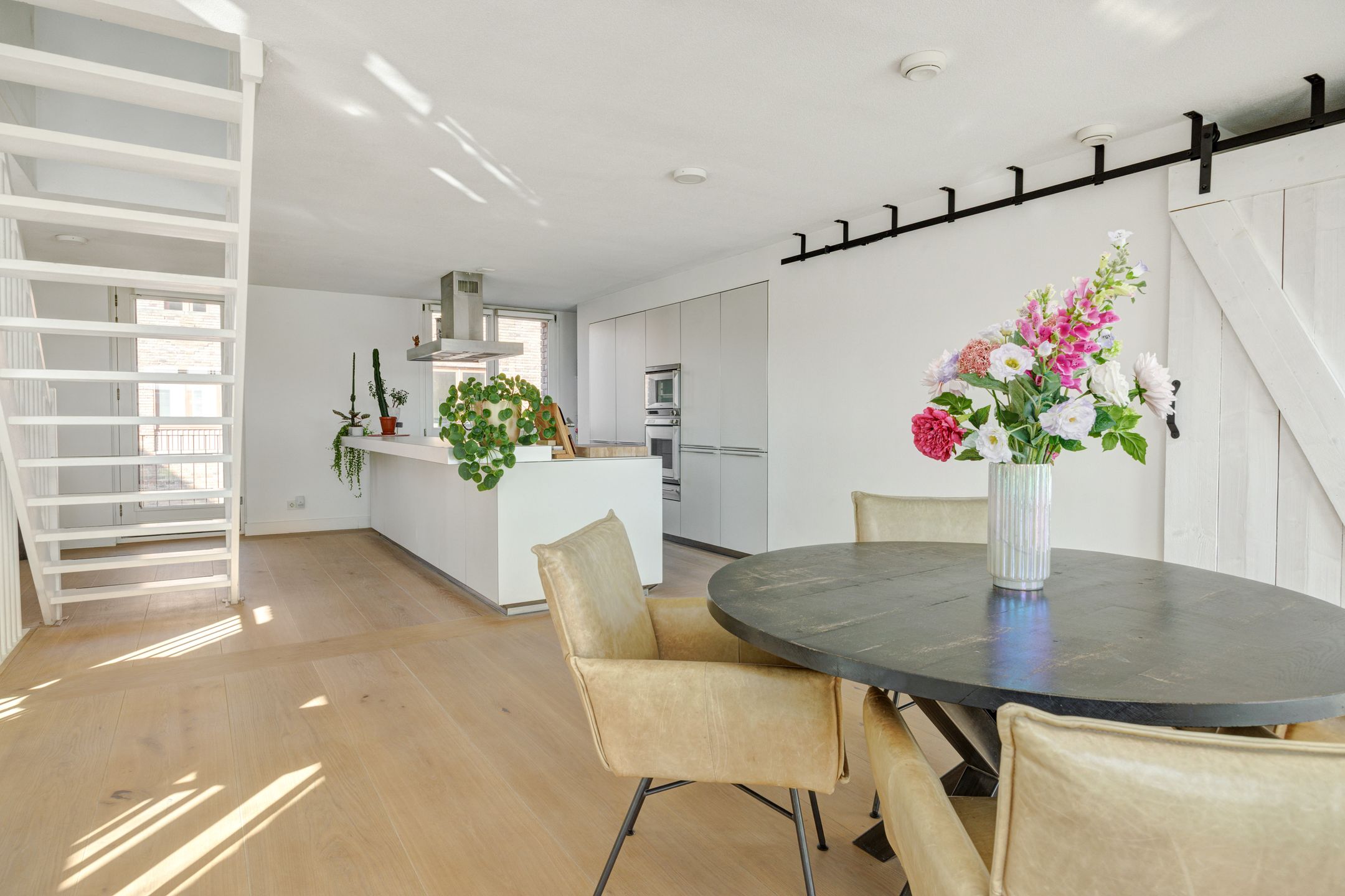 Photo 18 of Leliënhuyze 29