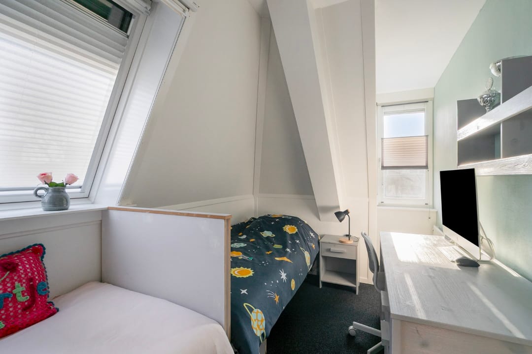 Foto 47 van de Bogaard 32