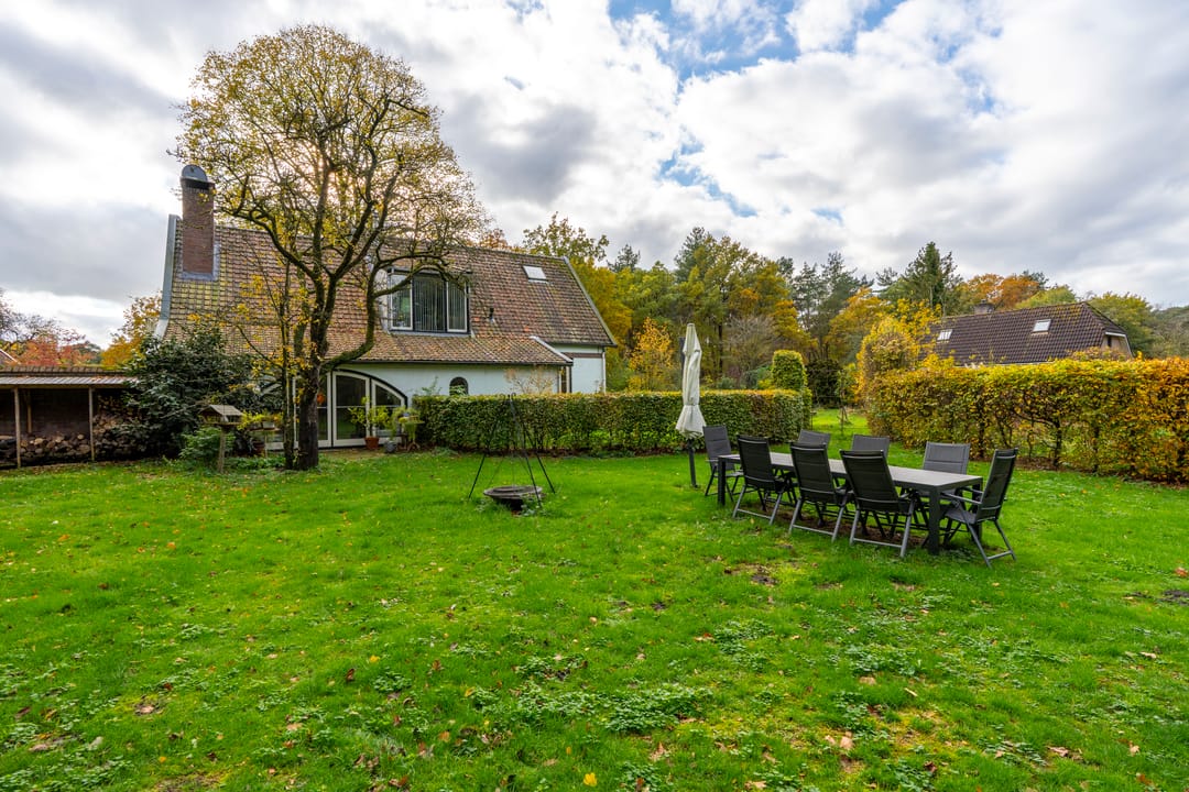Country Estate with Panoramic Views in Maarsbergen Forest Area — 32