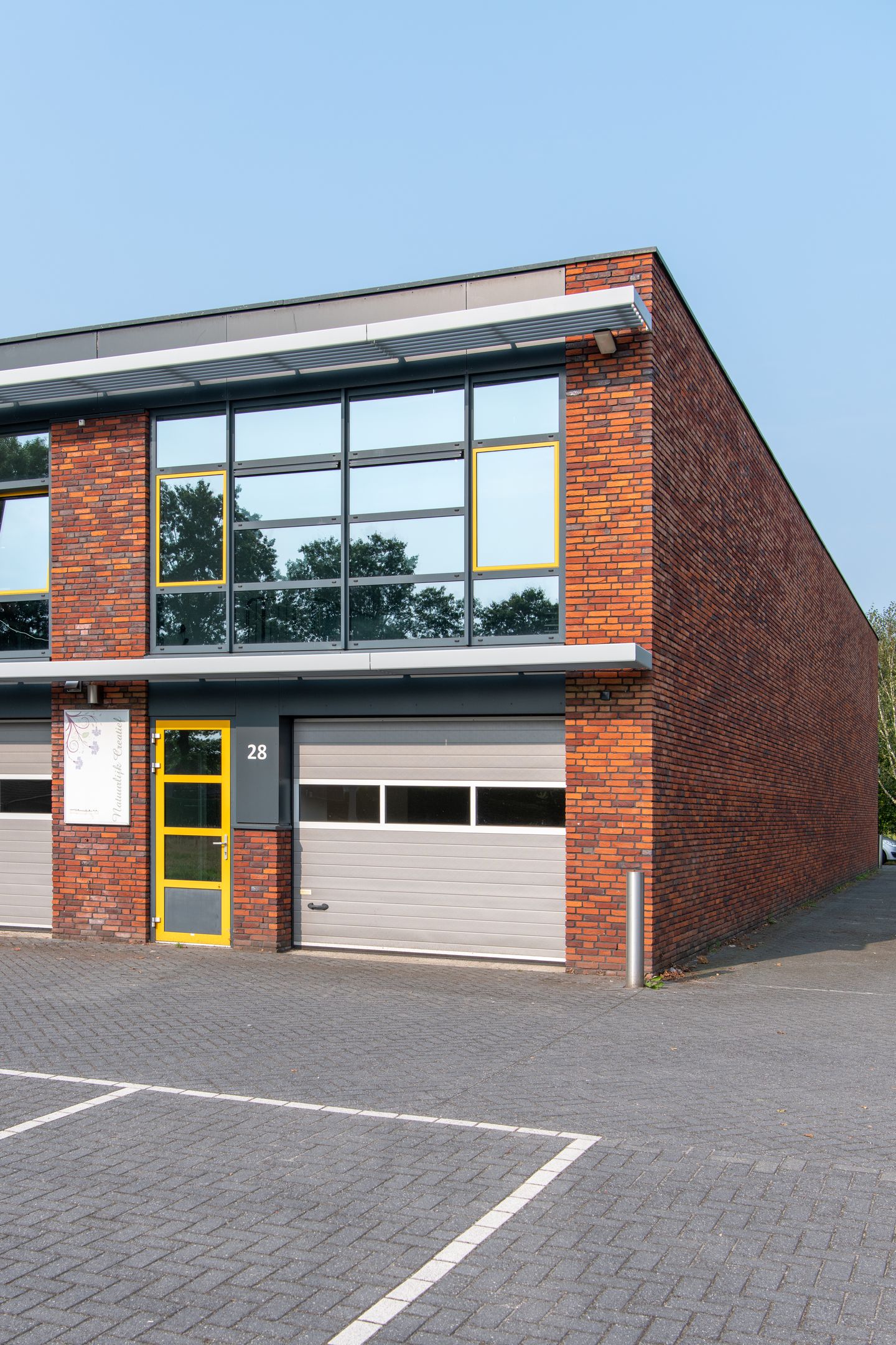 View photo 3 of Molenweg 28