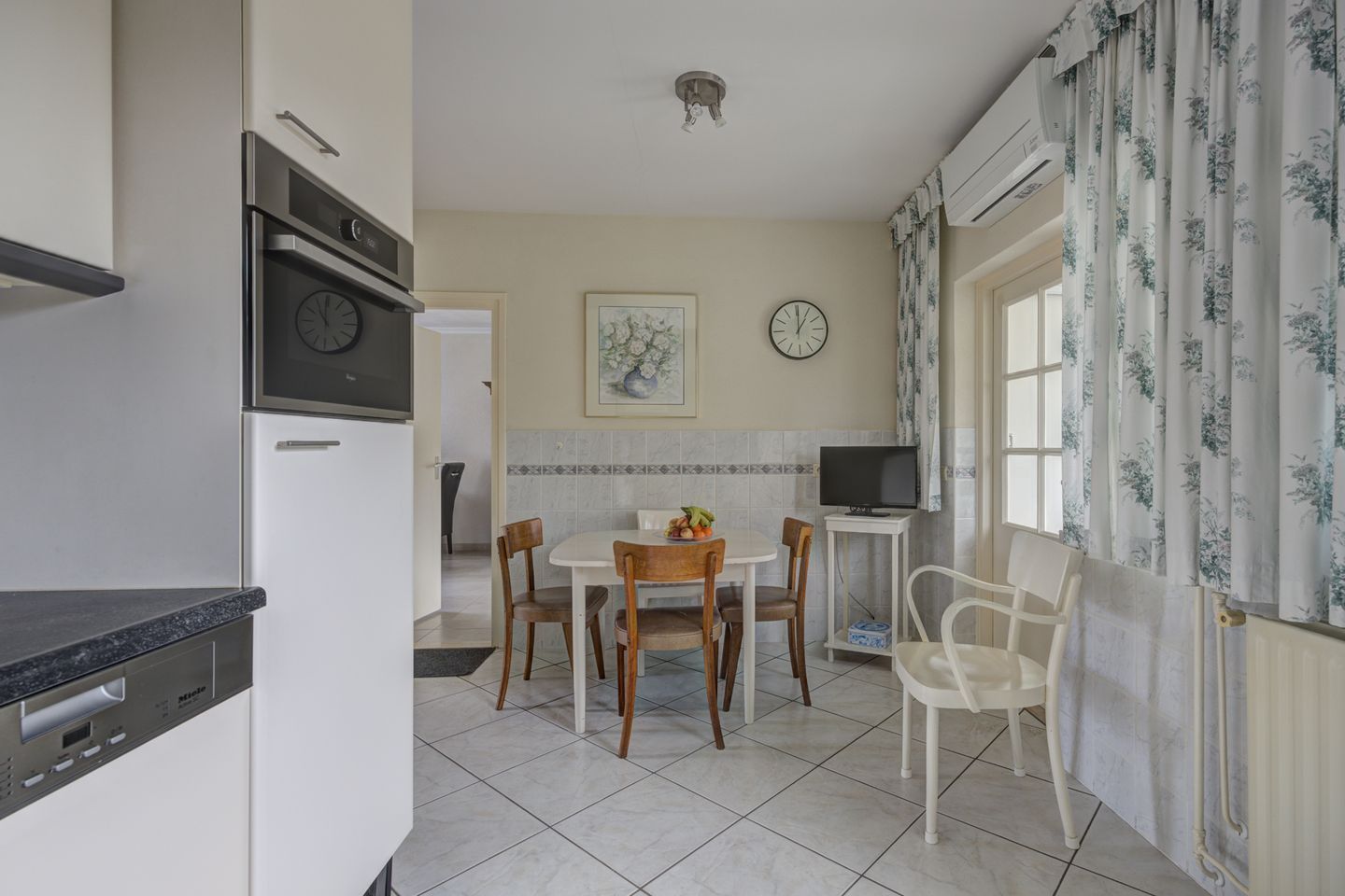 Photo 14 of Scheldelaan 12