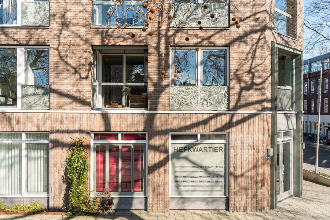 Foto 31 van Roentgenstraat 113