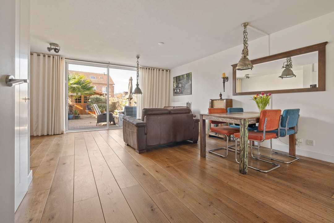 Foto 2 van Bronmos 3