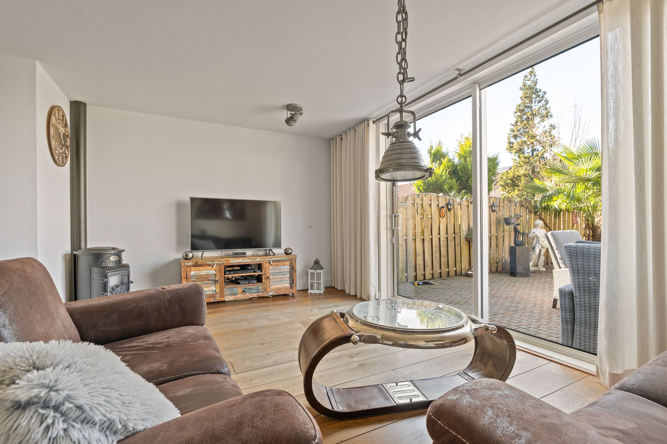 Foto 6 van Bronmos 3