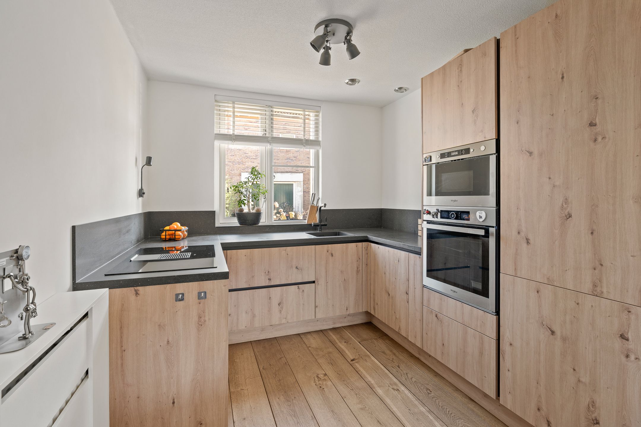 Foto 9 van Bronmos 3