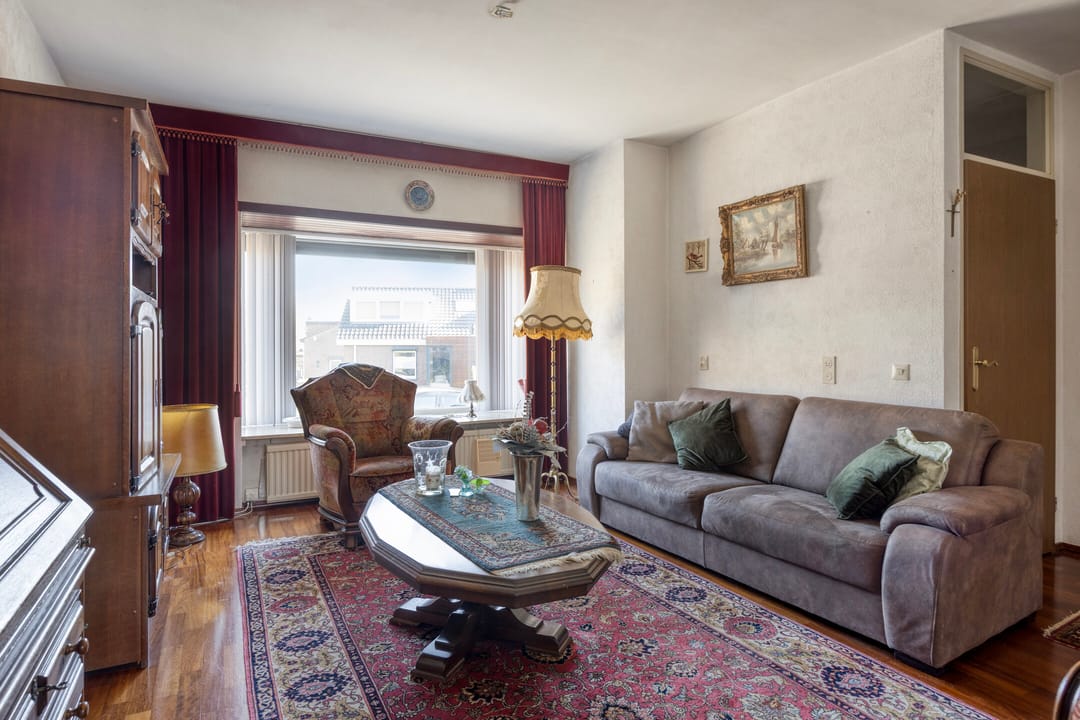 Photo 16 of Burg. Kengenstraat 32