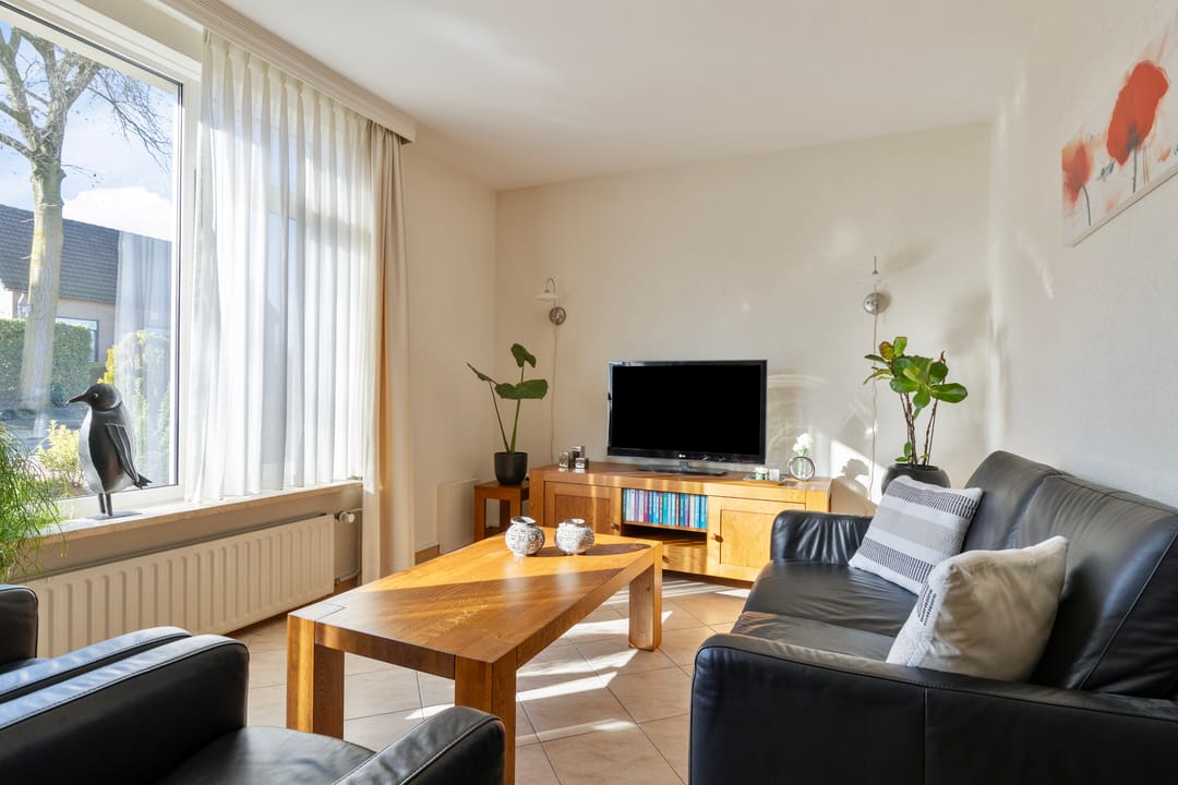 Photo 7 of Hoofdstraat 57