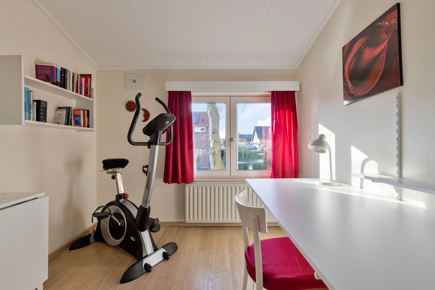 Photo 25 of Hoofdstraat 57