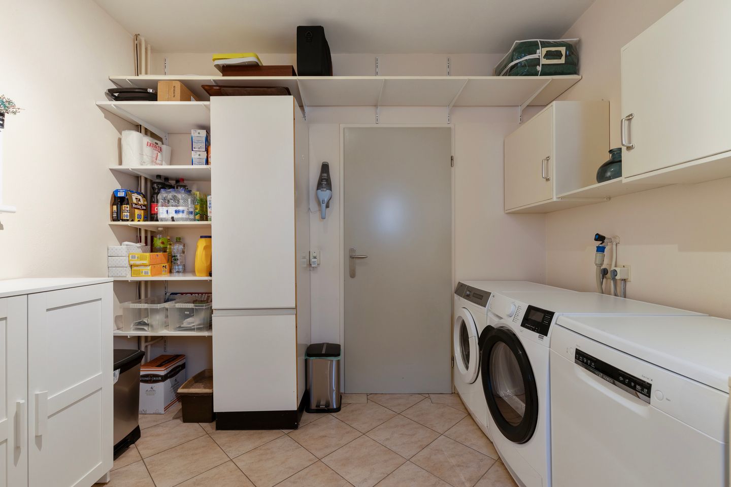 Photo 19 of Hoofdstraat 57