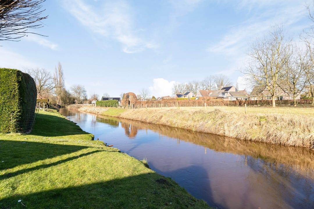 Photo 43 of Hoofdstraat 57