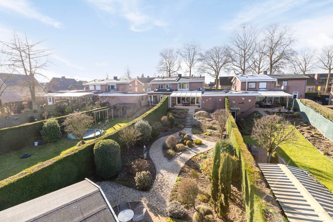 Photo 47 of Hoofdstraat 57