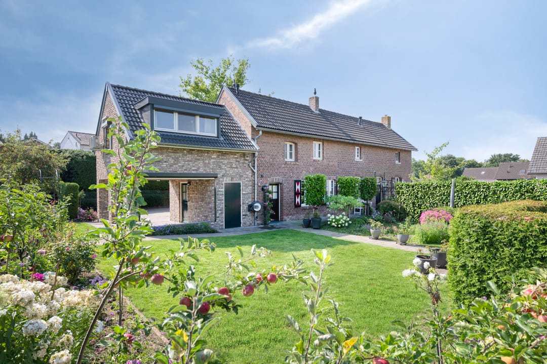 Foto 1 van Vroelenstraat 3