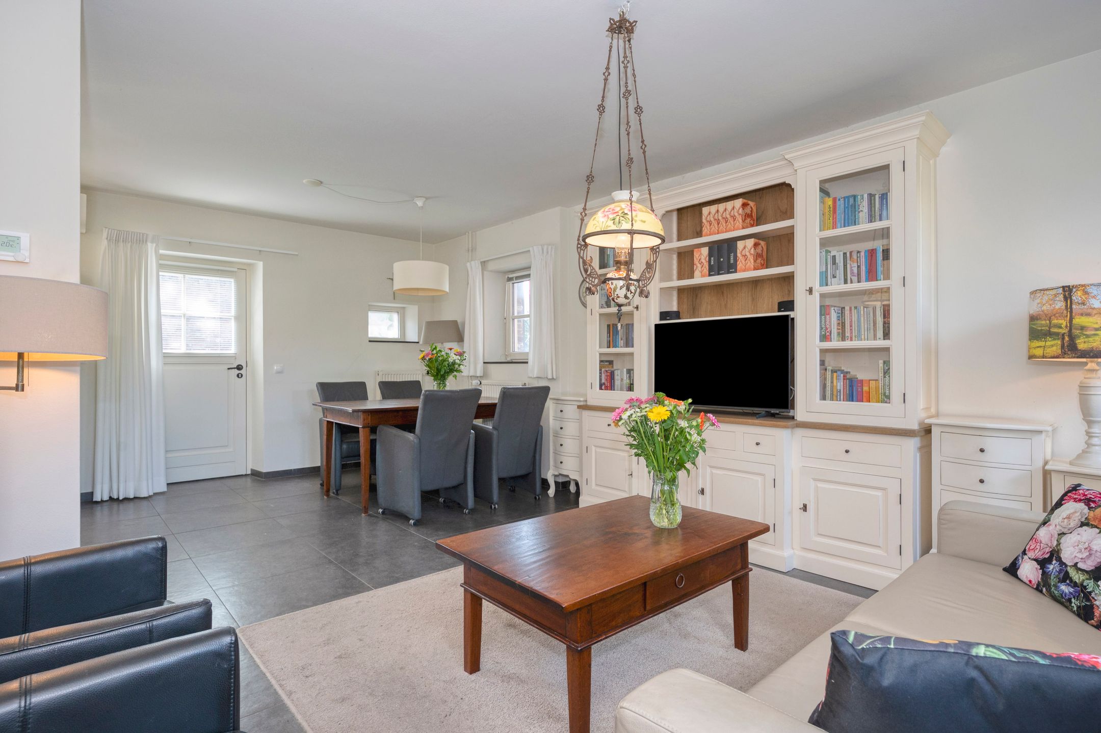 Foto 9 van Vroelenstraat 3