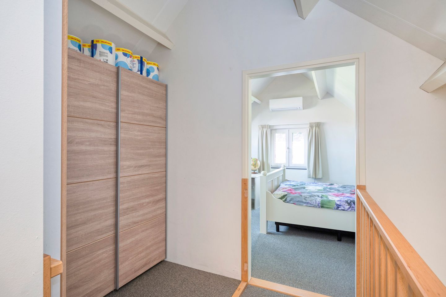 Foto 19 van Vroelenstraat 3