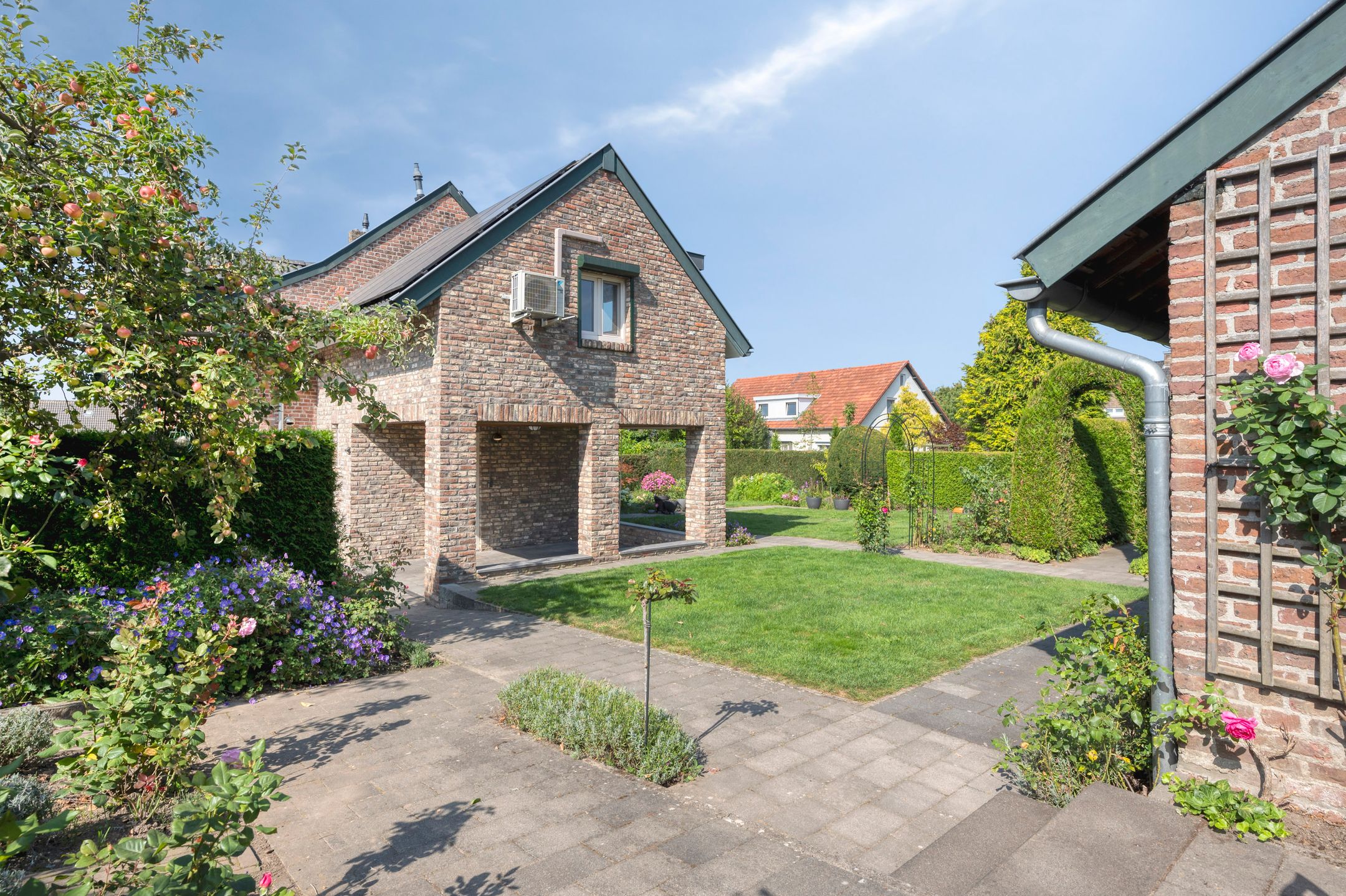 Foto 33 van Vroelenstraat 3