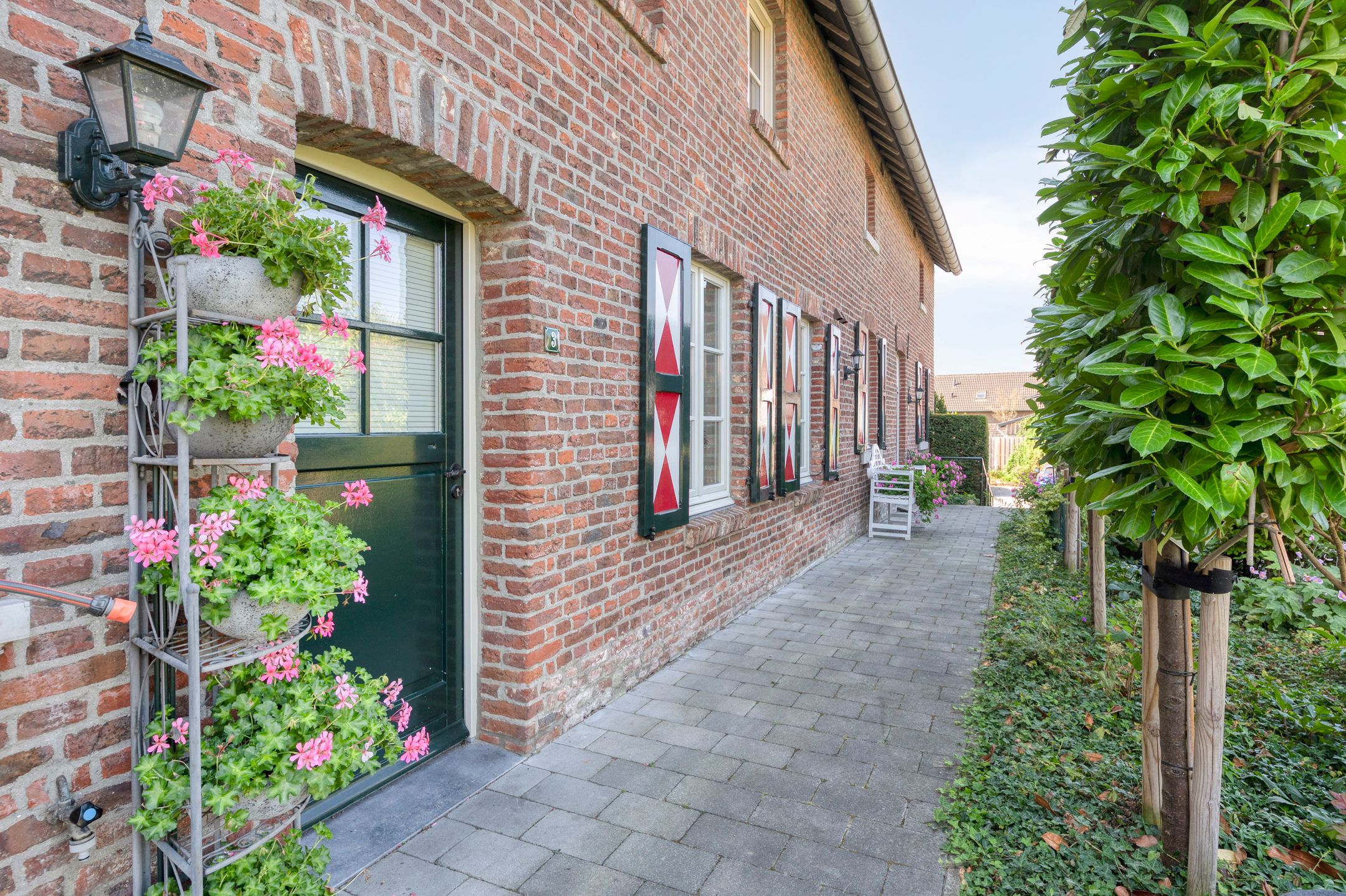 Foto 48 van Vroelenstraat 3