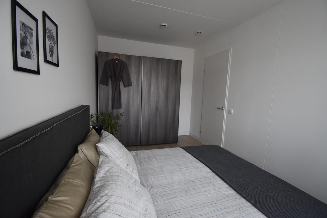 Foto 16 van Weegbree 15