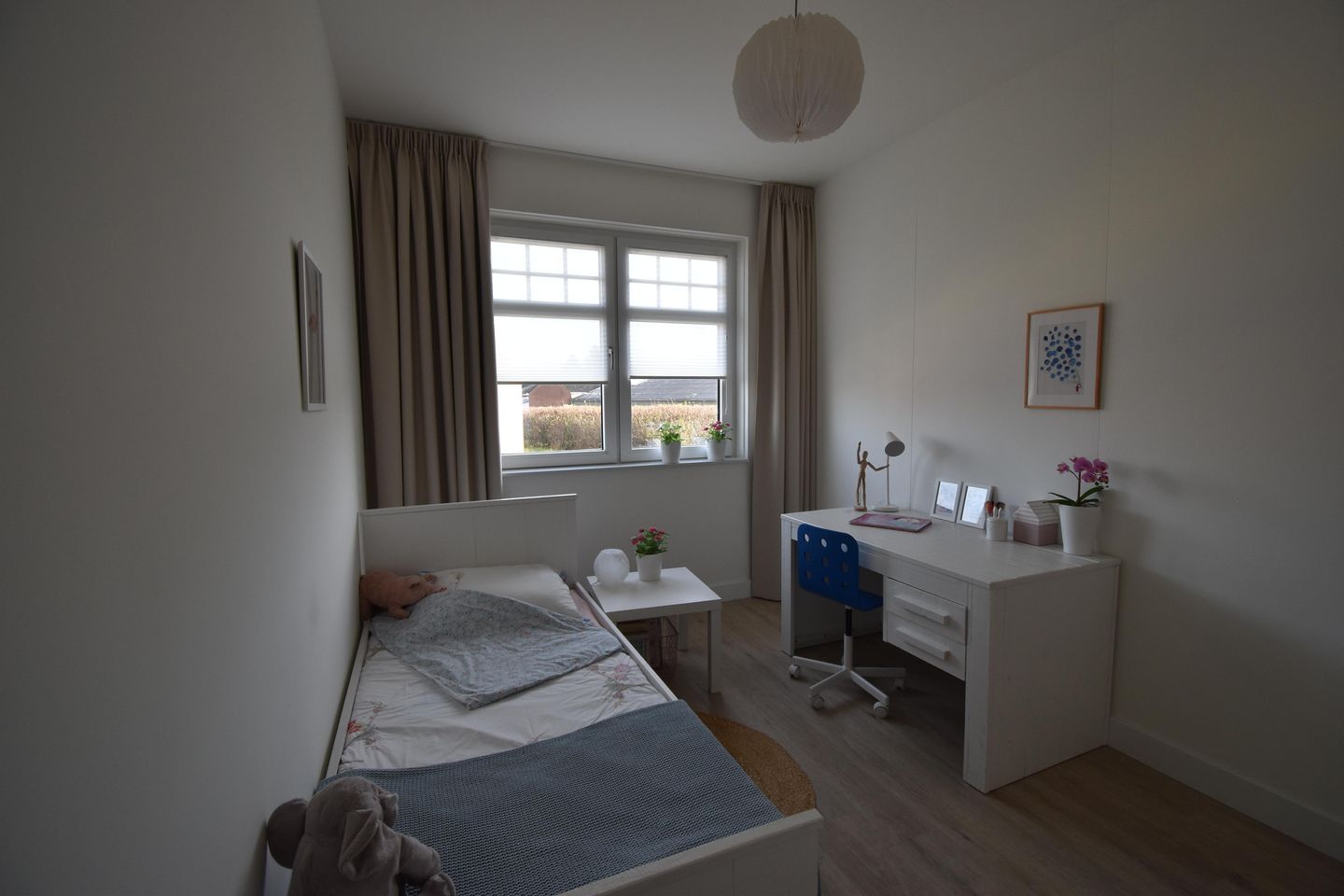 Foto 19 van Weegbree 15