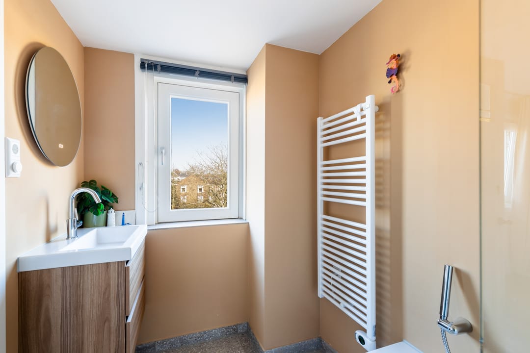 Photo 52 of Schepenstraat 108-A