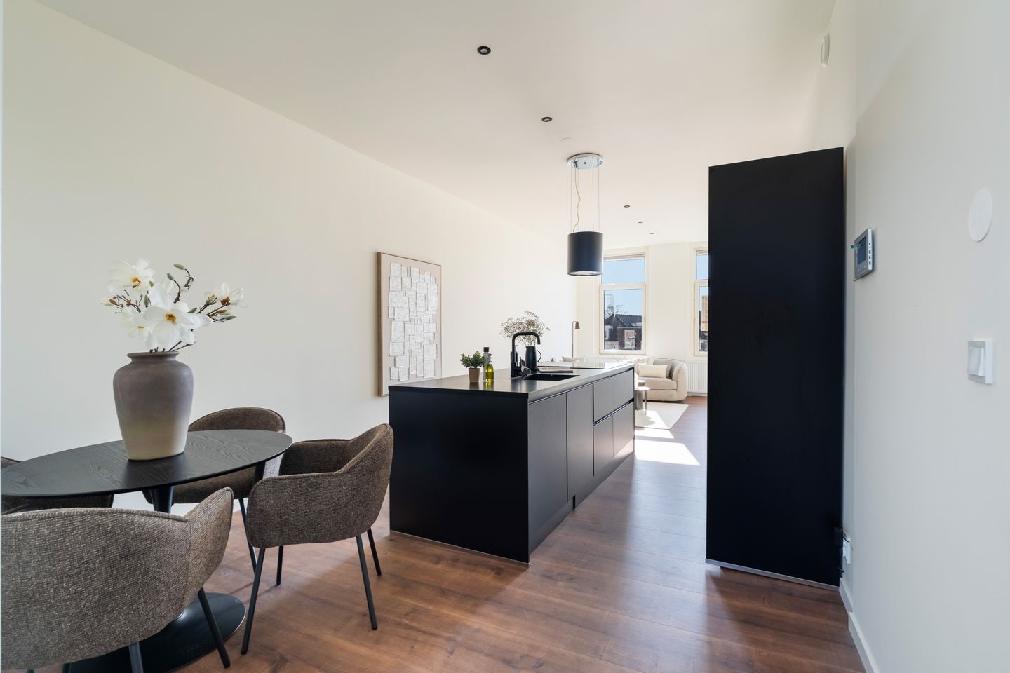 Photo 10 of 1e Middellandstraat 75-B02