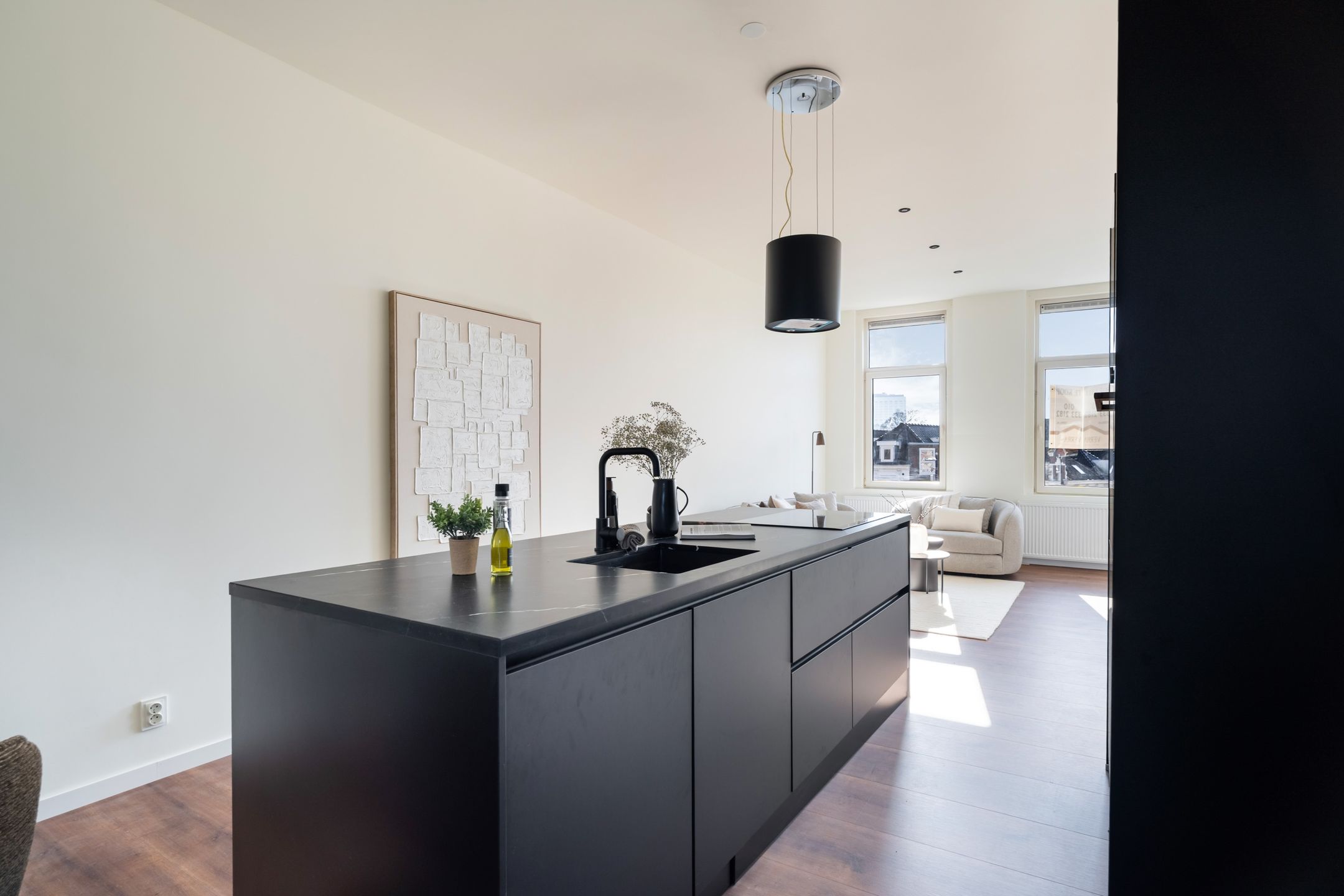 Photo 12 of 1e Middellandstraat 75-B02