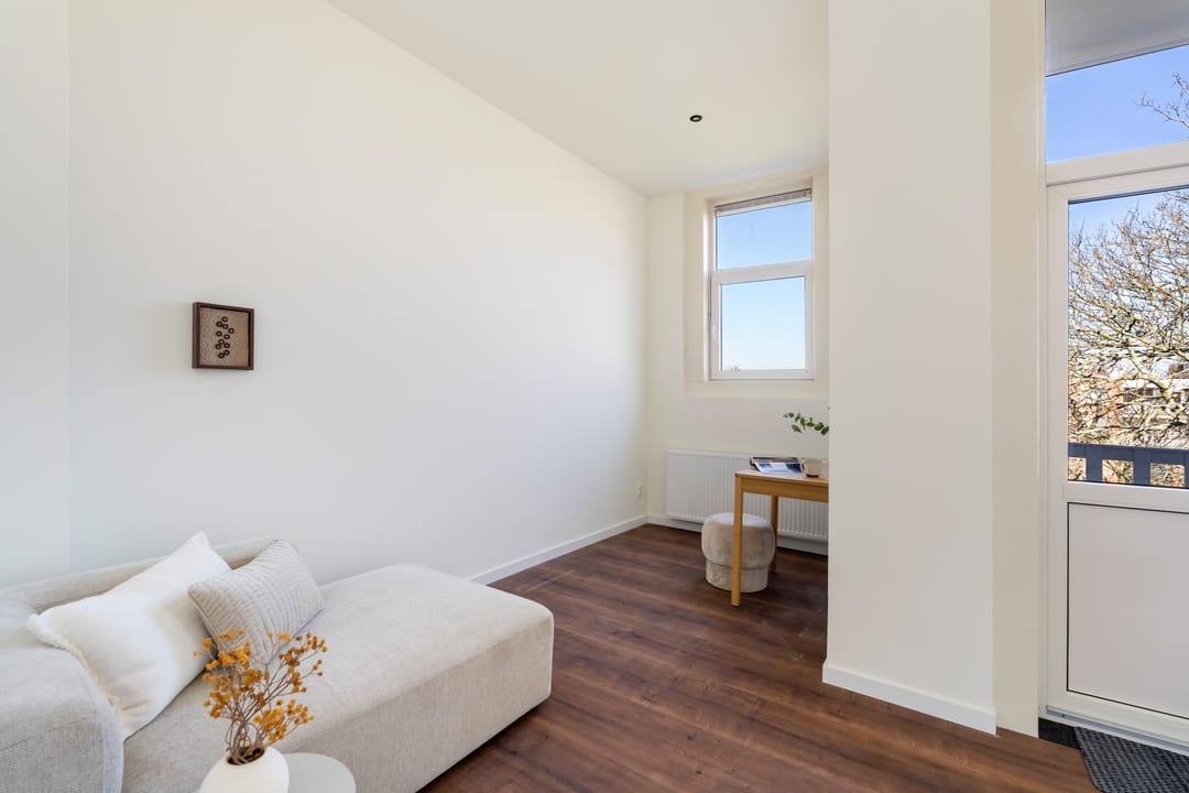 Photo 16 of 1e Middellandstraat 75-B02