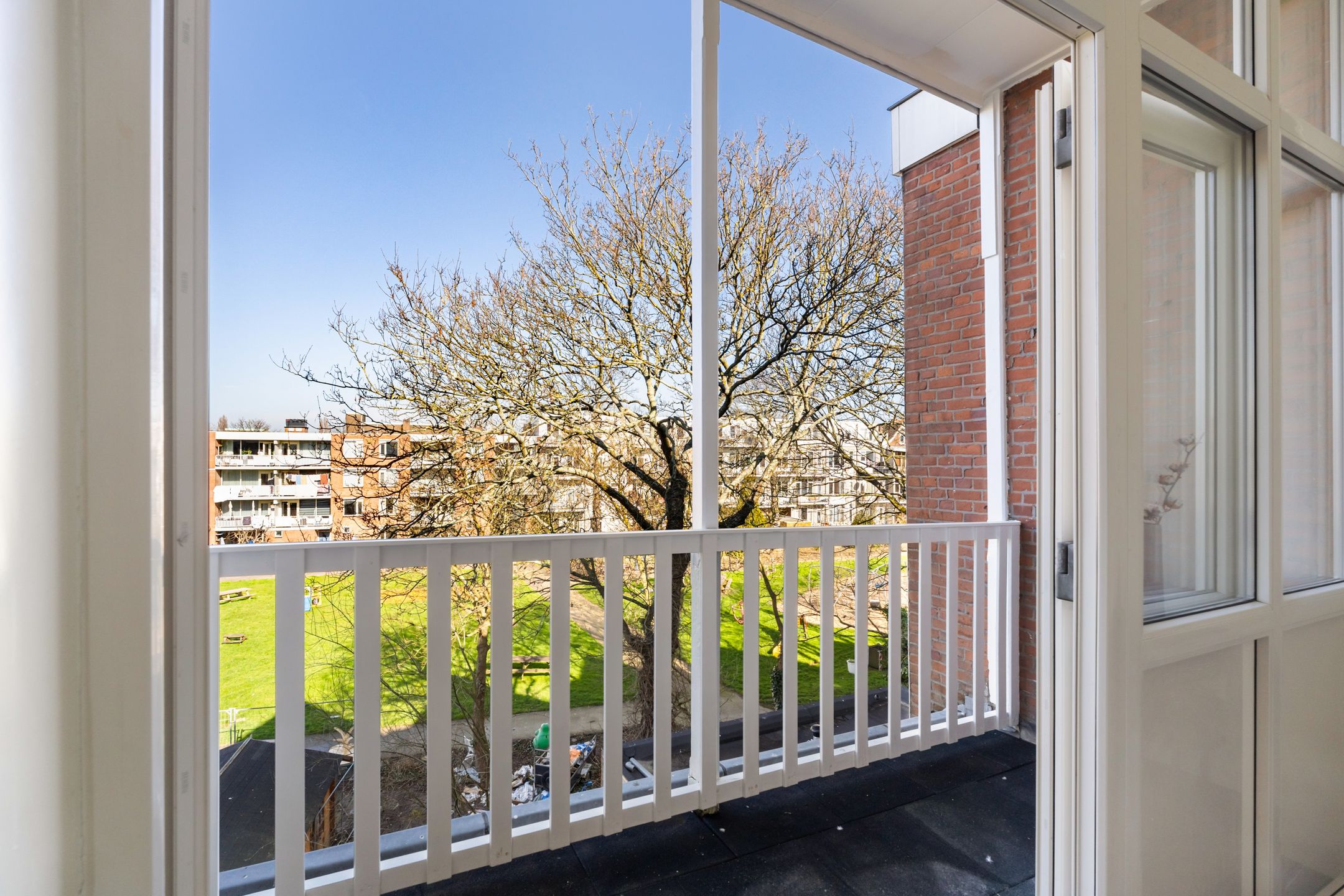 Photo 21 of 1e Middellandstraat 75-B02