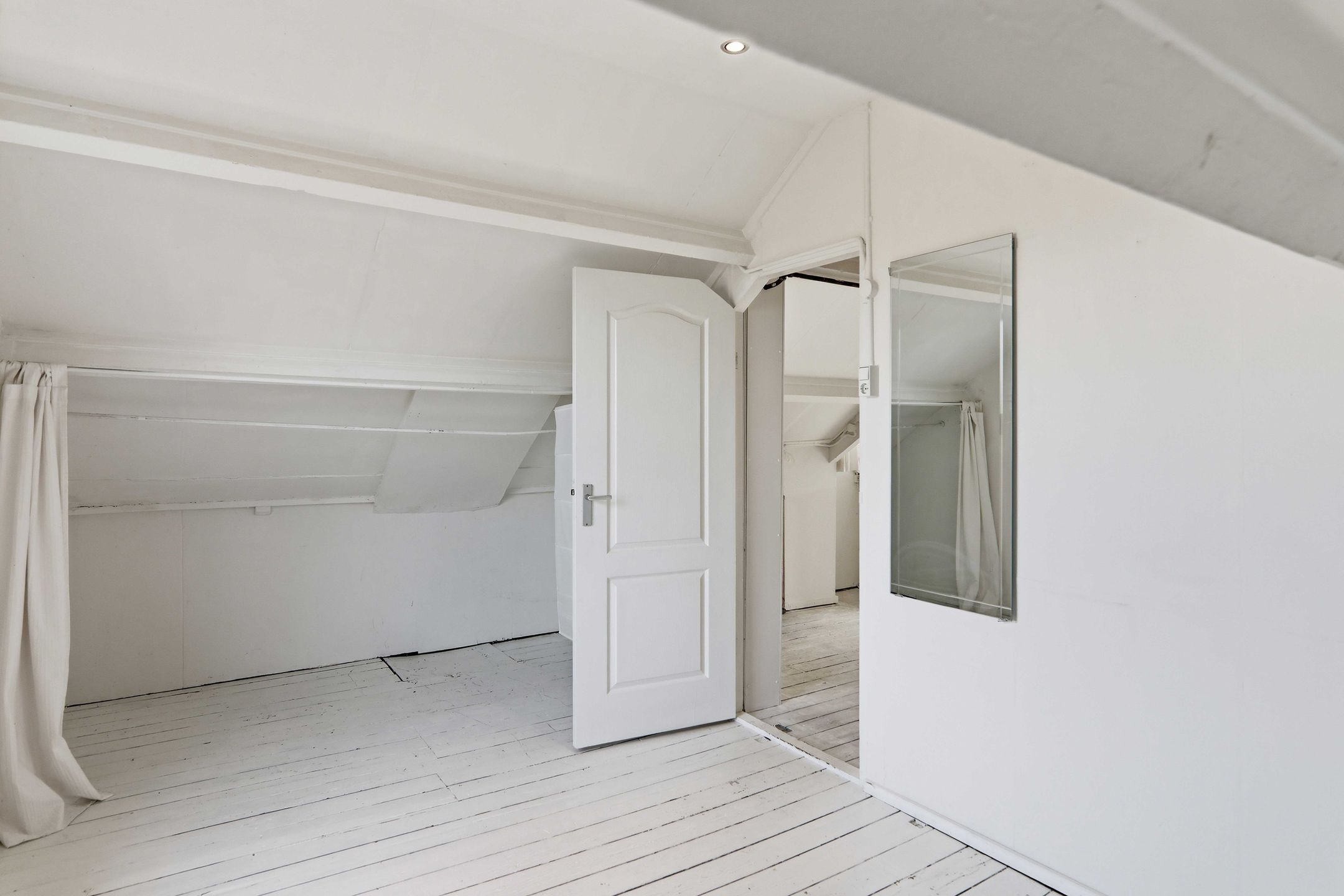 Foto 21 van Willem van Hillegaersbergstraat 141-D